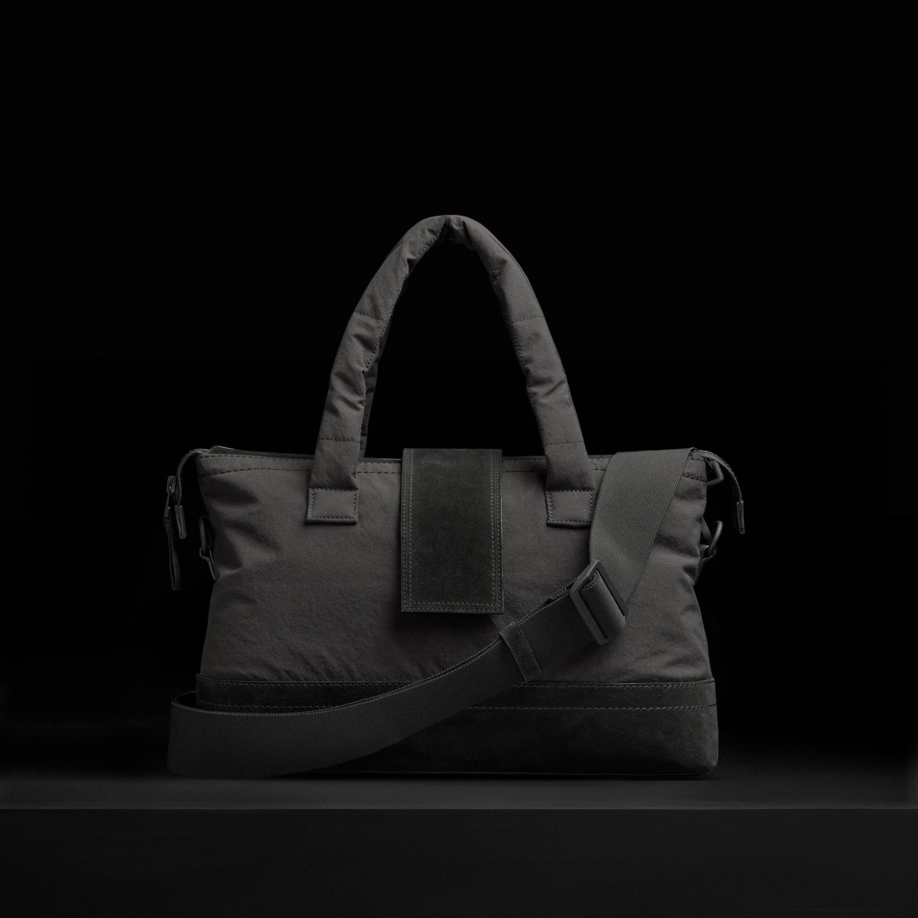 LA Small Tote - Black | James Perse Los Angeles