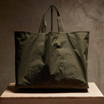 Large Matte Nylon Tote - Olive | James Perse Los Angeles