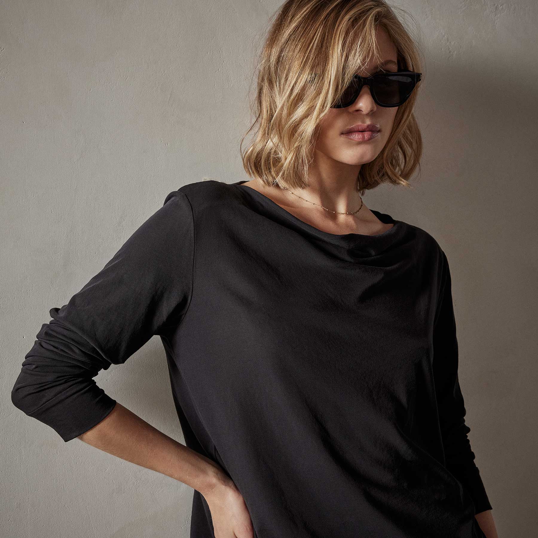 Cove Tee - Black | James Perse Los Angeles