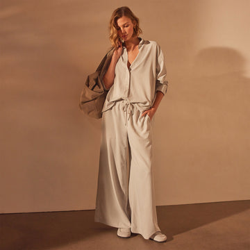 Lightweight Matte Satin Wide Leg Pant - Salt