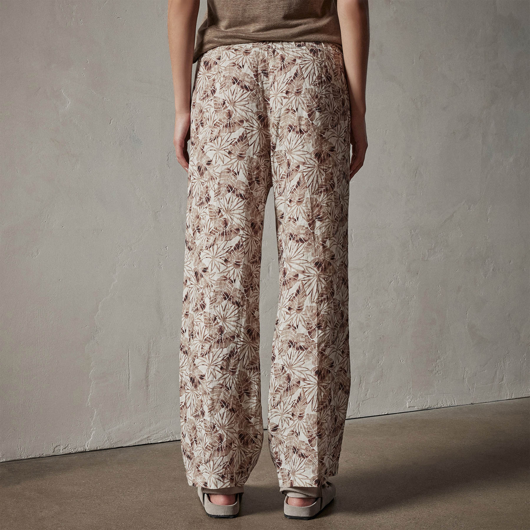 Chain Print Wide-Leg Pajama Pants - Ready to Wear