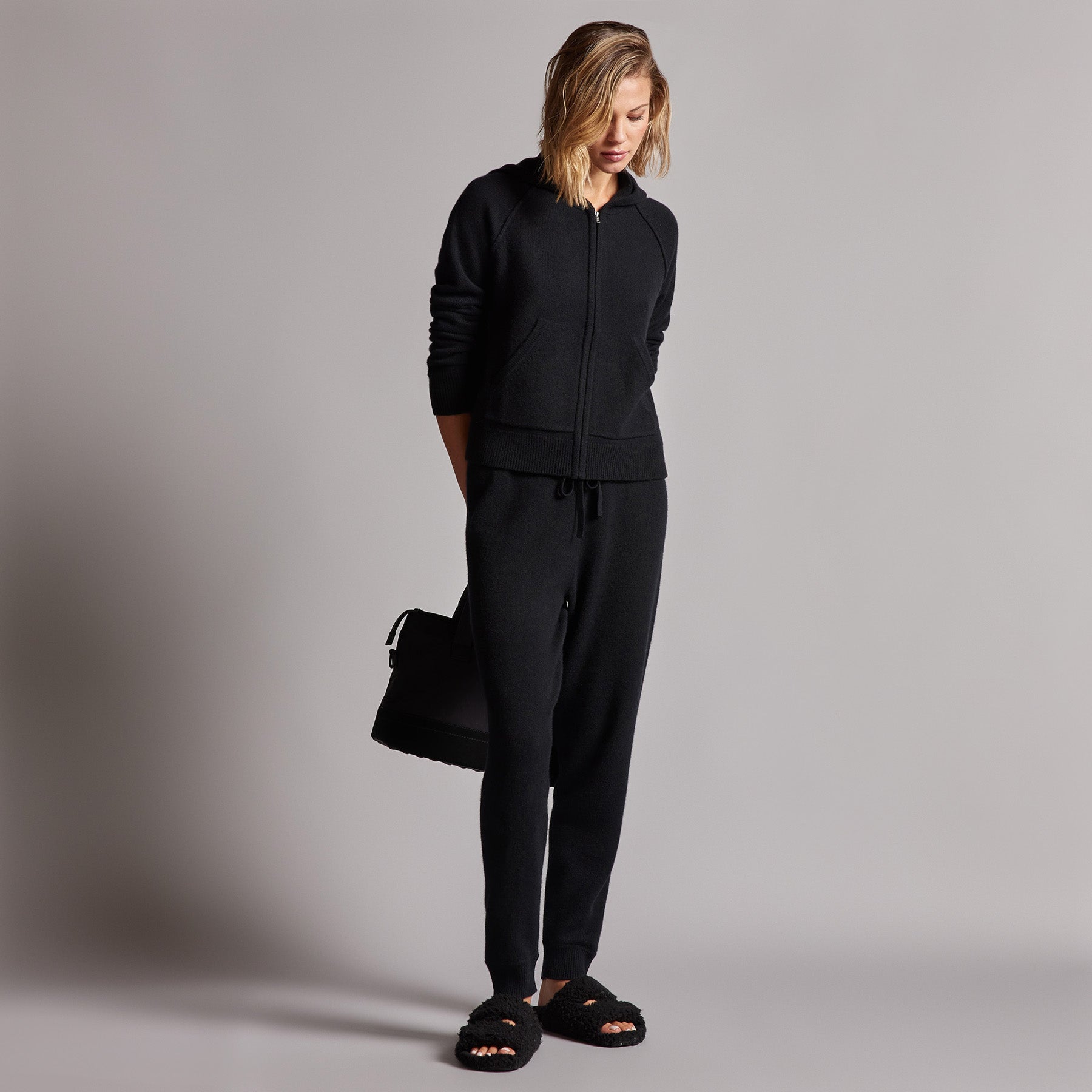 On Cashmere Sweatpants and the End of 2020 : StyleWise - Sustainable  Fashion & Living