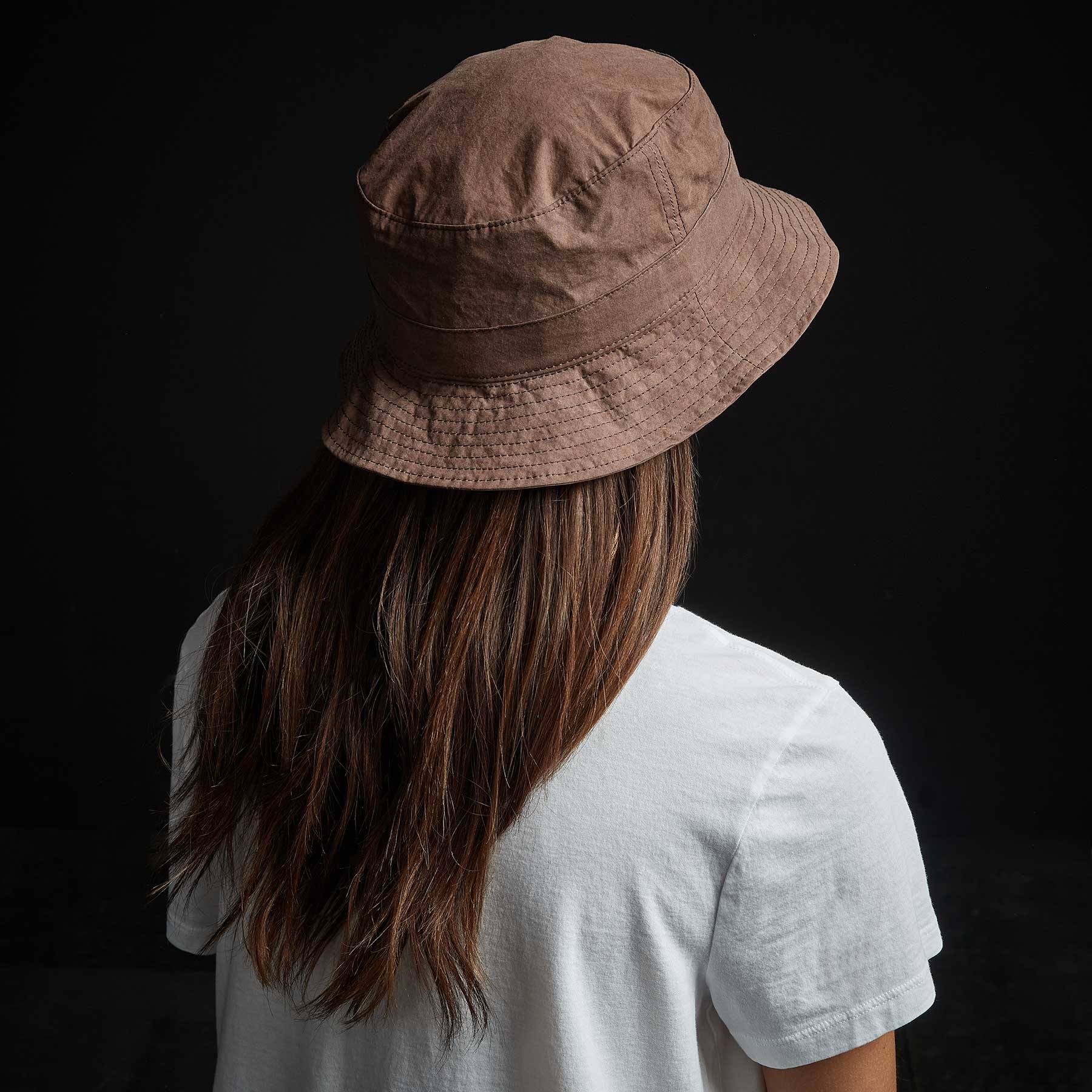 Parachute Poplin Bucket Hat - Malt Pigment | James Perse Los Angeles