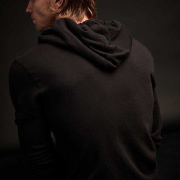 James Perse Vintage Fleece Long Sleeve Hoodie in Black, 4