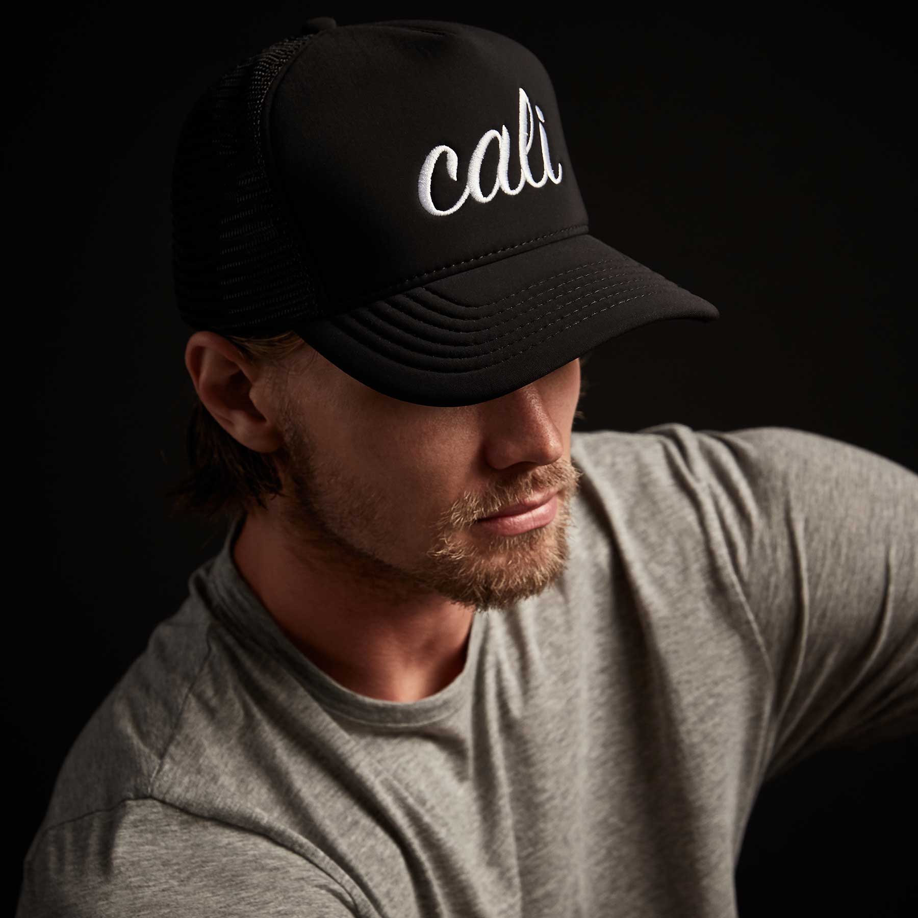 Cali Scuba Trucker Hat - Black | James Perse Los Angeles