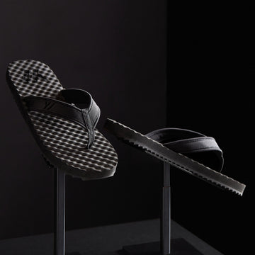 Louis Vuitton Black Men's Slippers - E-SEVEN STORE