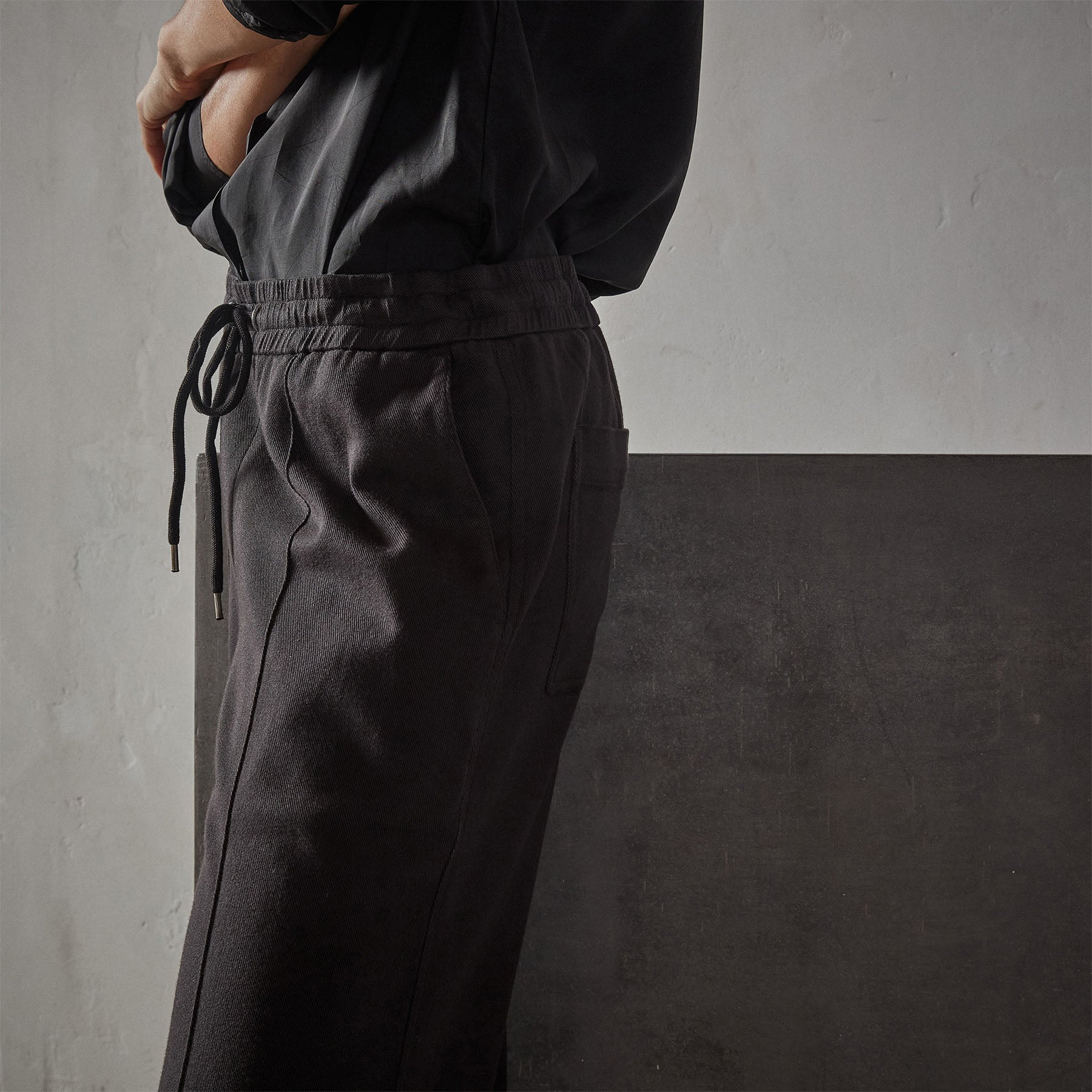 Relaxed Twill Pant - Black