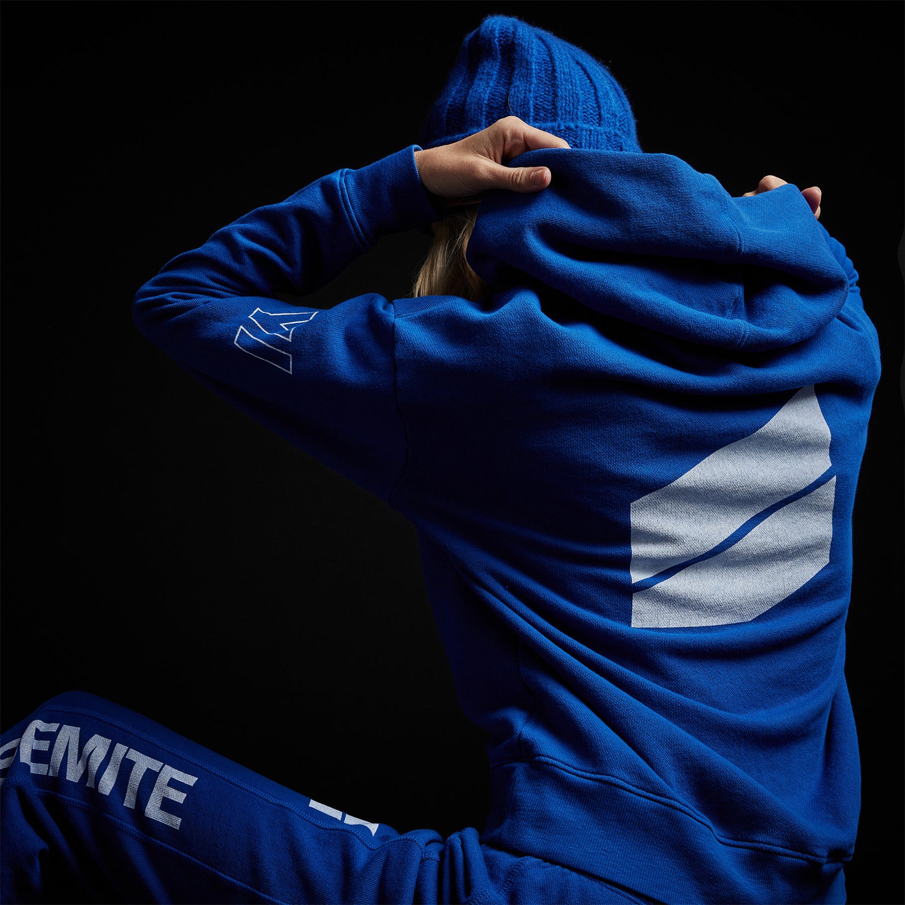 Y/OSEMITE Graphic Pullover Hoodie - Los Royal Blue/White Perse James Angeles 