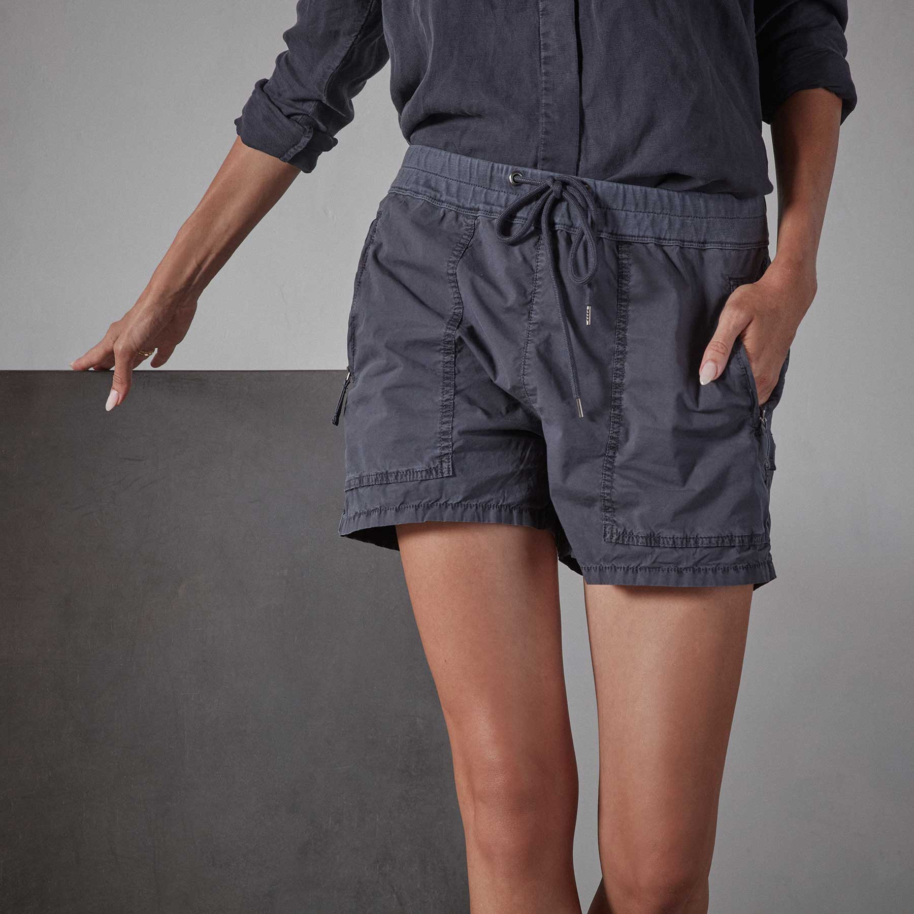 James perse cargo on sale shorts