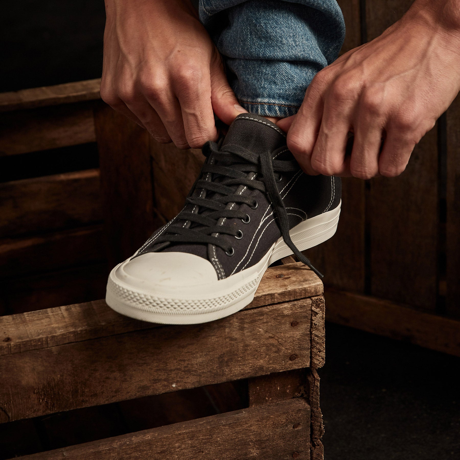 Los | James Men\'s Vulcanized Angeles Sneaker - Cotton Perse Linen Squid